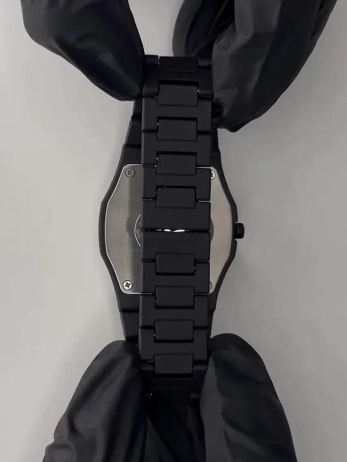 Black Arabic Aura Watch