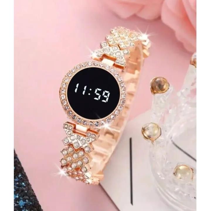 Women's Battery Operated, Water Resistant Watch 1