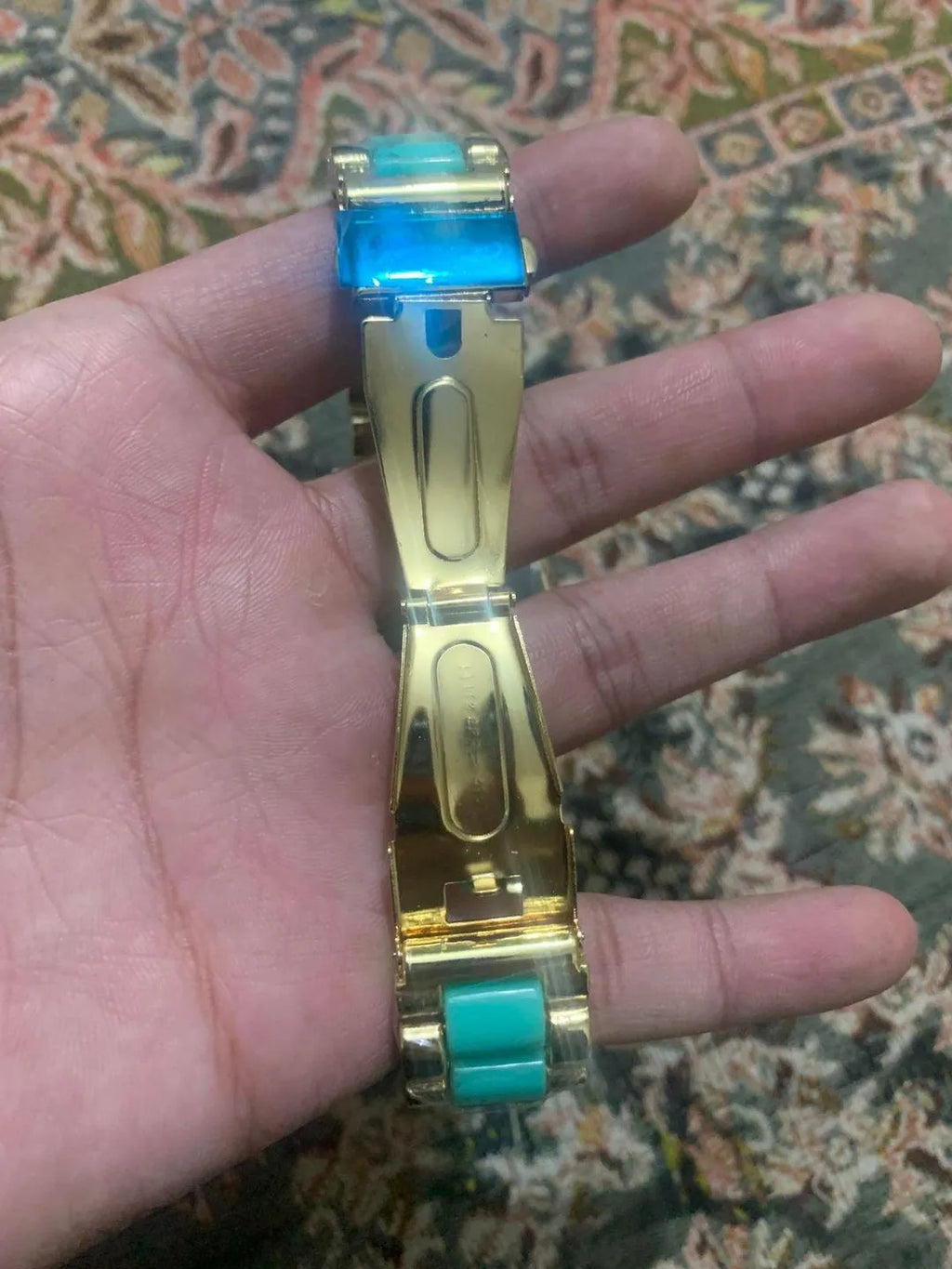 Men's Skin Friendly Strap Watch